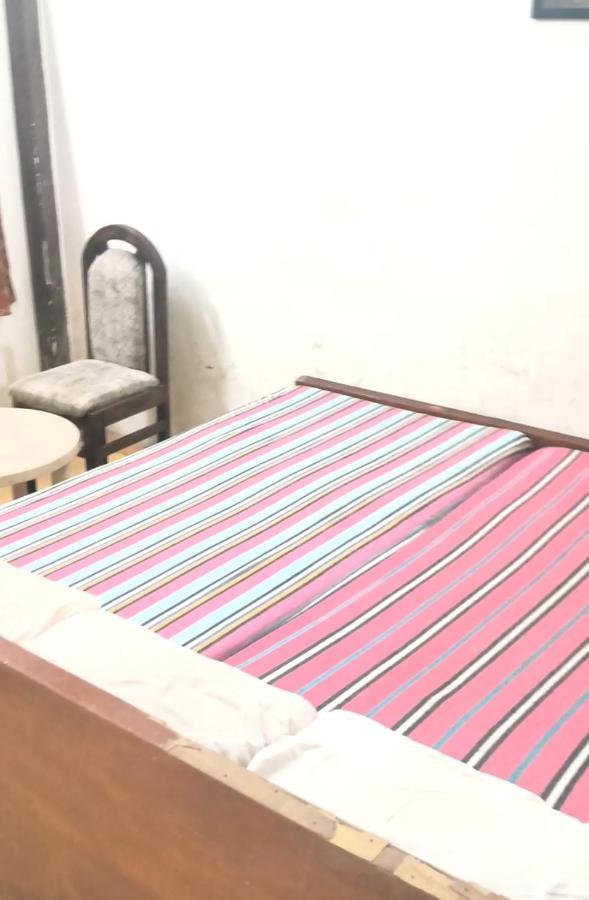 Gandhi Ganaga Guest House Váránaszi Kültér fotó