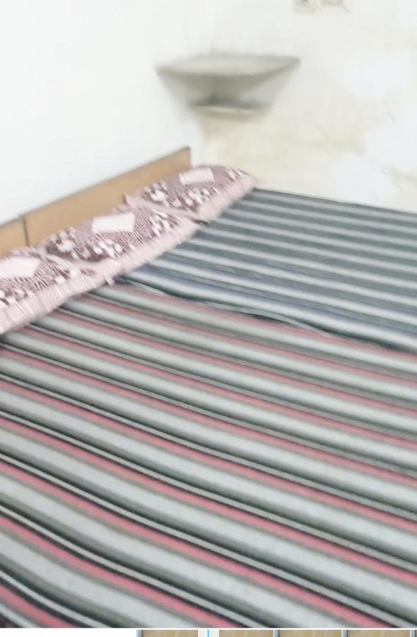 Gandhi Ganaga Guest House Váránaszi Kültér fotó