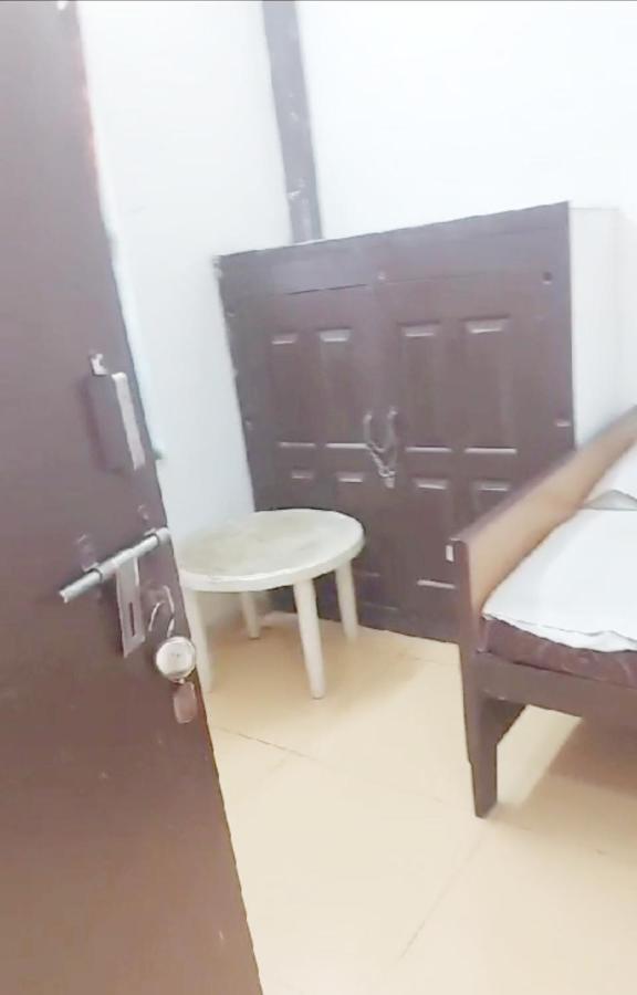 Gandhi Ganaga Guest House Váránaszi Kültér fotó